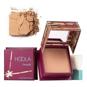 benefit hoola matte bronzer / brand new